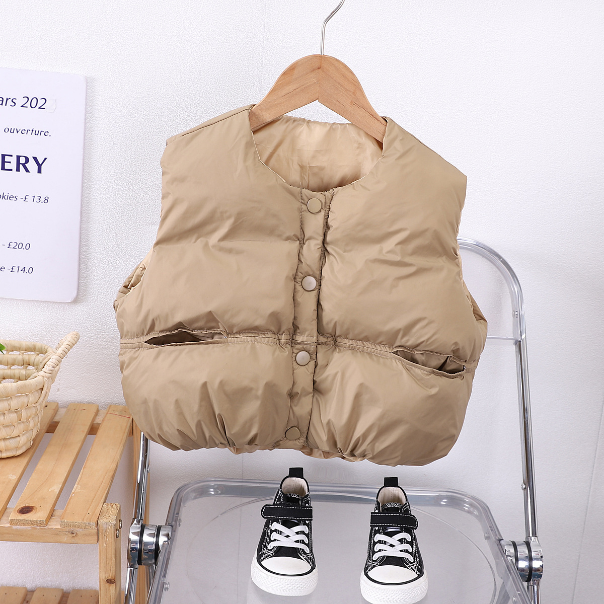 Picture of Boys' Coat Autumn and Winter 2024 New Arrival Boys' Winter Vest Baby Children's Stylish Fashionable Cotton-padded Vest Outer Wear