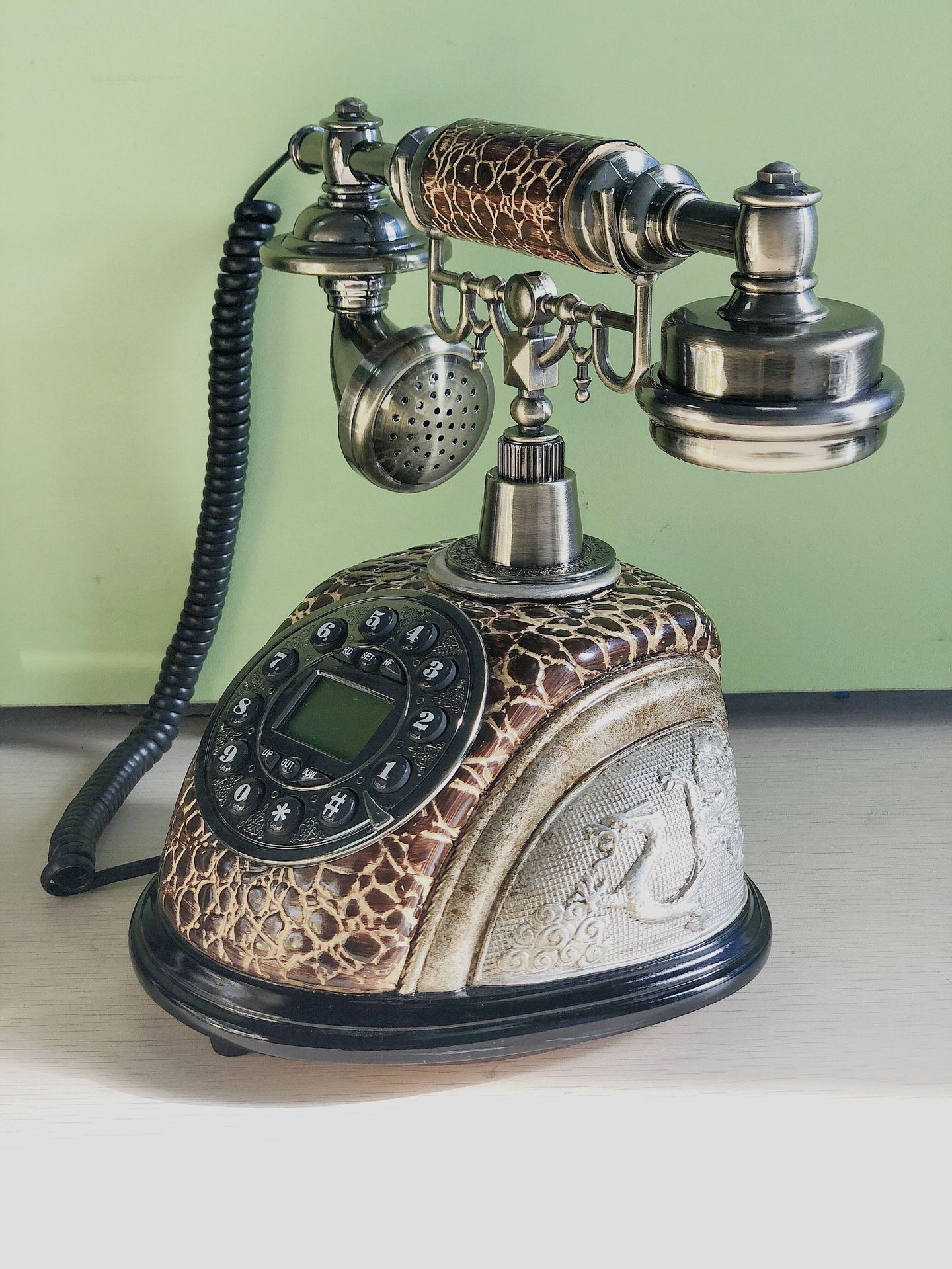 Picture of Cross-border antique telephone craft telephone European telephone landline retro telephone beauty voice