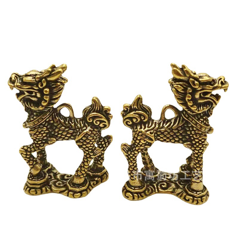 Picture of Brass Vintage Ornaments Stepping on Money Kirin High Feet Kirin Courtyard Office Temple Town House Stall Products Yiwu Commodities