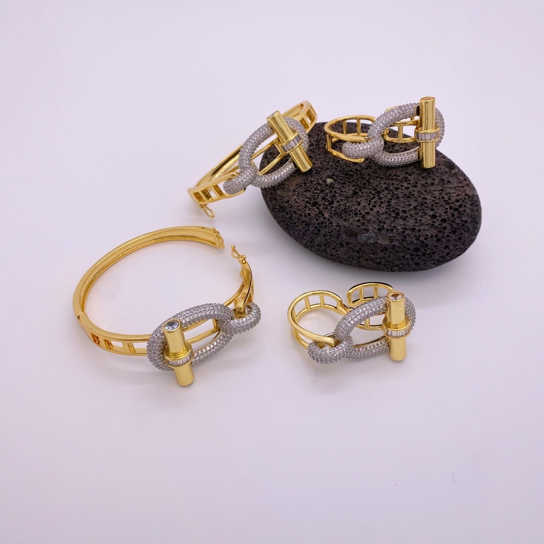 Cross-border New Crossbar ot Series Ring Bracelet suit Pig Nose Light Luxury Copper Set Zircon Bracelet Ring