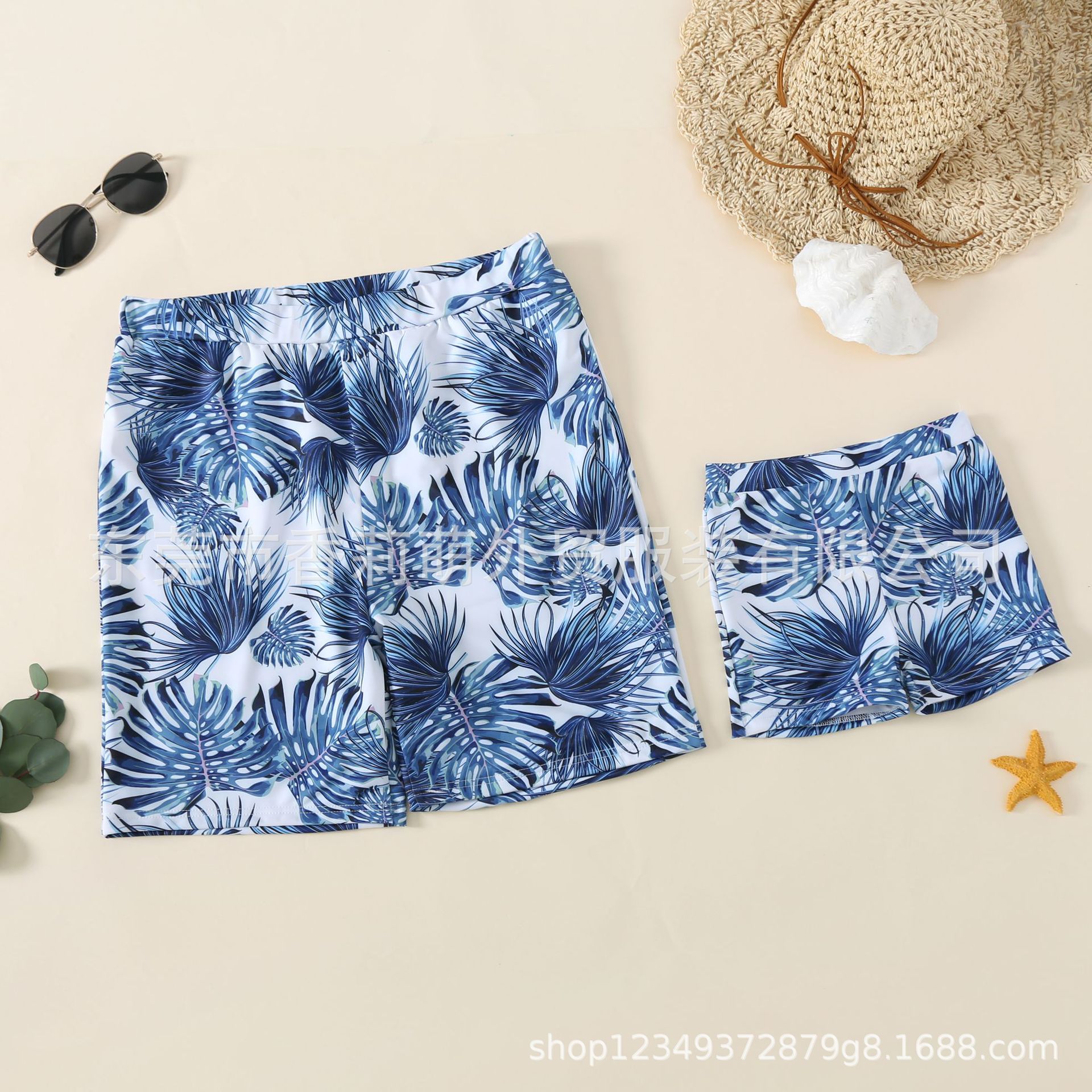 Picture of Cross-border for Europe and the United States parent-child swimsuit foreign trade swimsuit family bikini white flounce spot wholesale
