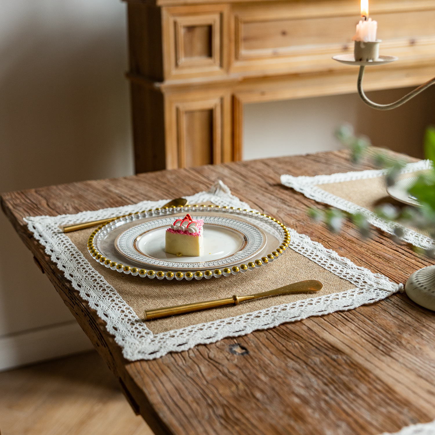 Picture of Cross-border Hot-selling Round Large 38cm Western Dining Mat Japanese Style Simple Household Rectangular Jute Woven Insulation Mat