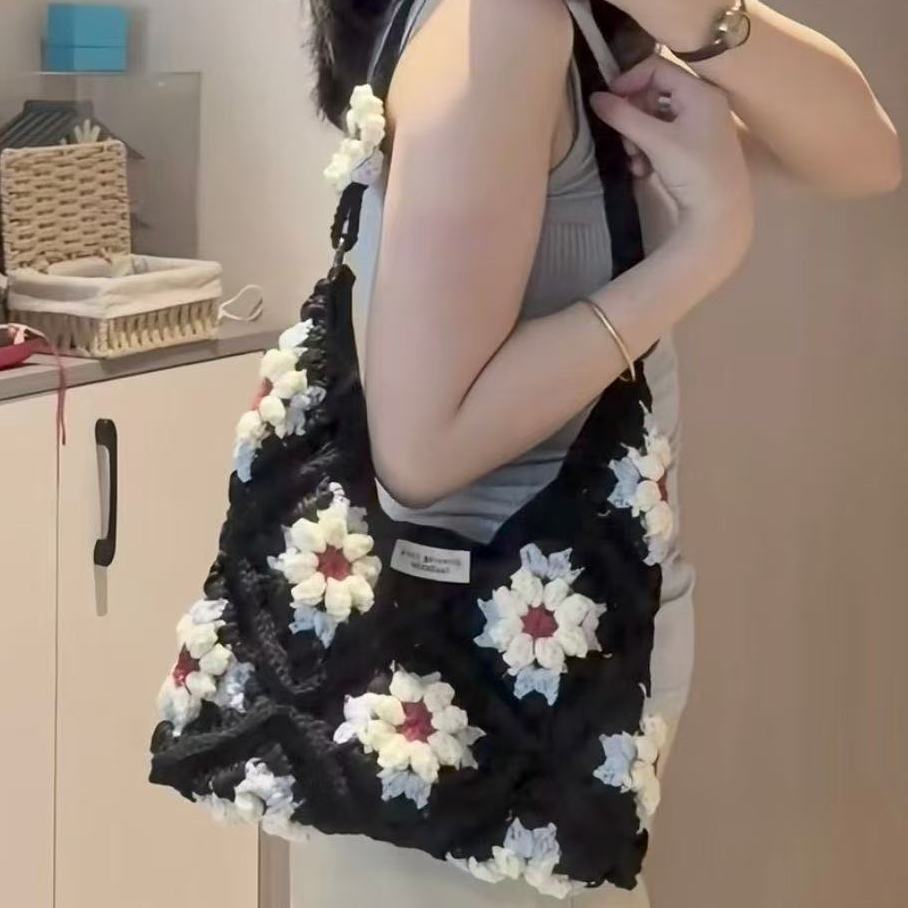 Handmade DIY one-shoulder daisy bag grandmother knitted wool homemade material knitted bag to send to a large capacity girlfriend