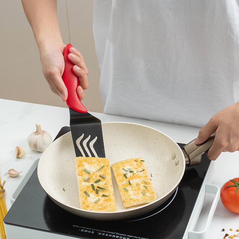 Picture of Cross-Border Stainless Steel Pizza Shovel Transfer Shovel Triangular Shovel Long Cooking Shovel Frying Shovel Baking Pizza Transfer Tool