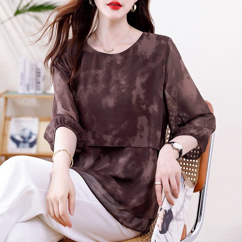 Picture of 2025 Summer New Loose Round Neck plus size Stitching Belly-Covering Slimming Western Style Seven-Sleeve Chiffon Top Small Shirt