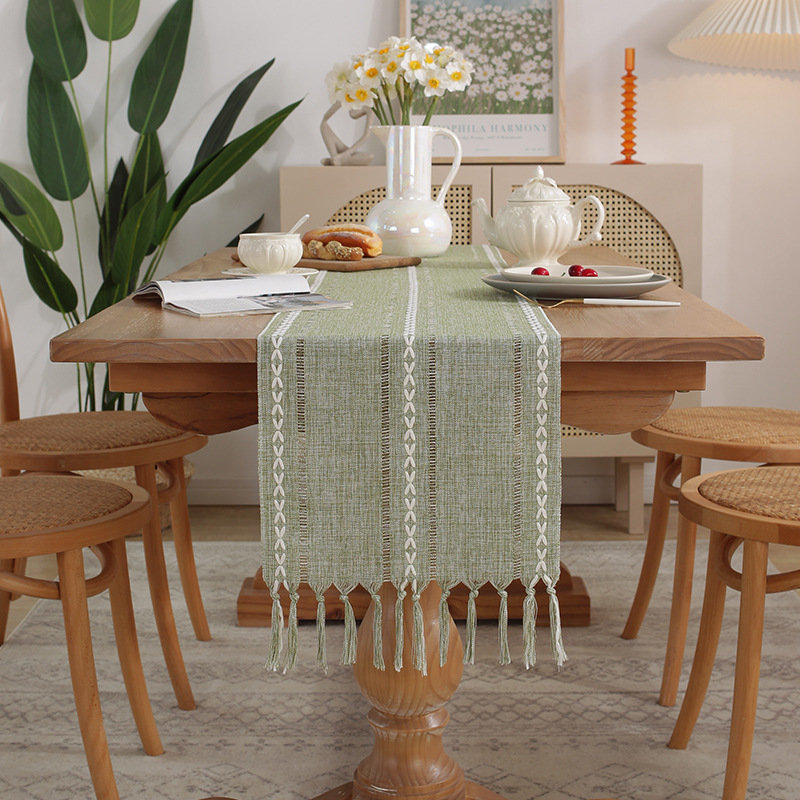 Factory wholesale cotton and linen table runner tablecloth table mat handmade tassel bed tail towel tea table cabinet cover towel tea towel in stock