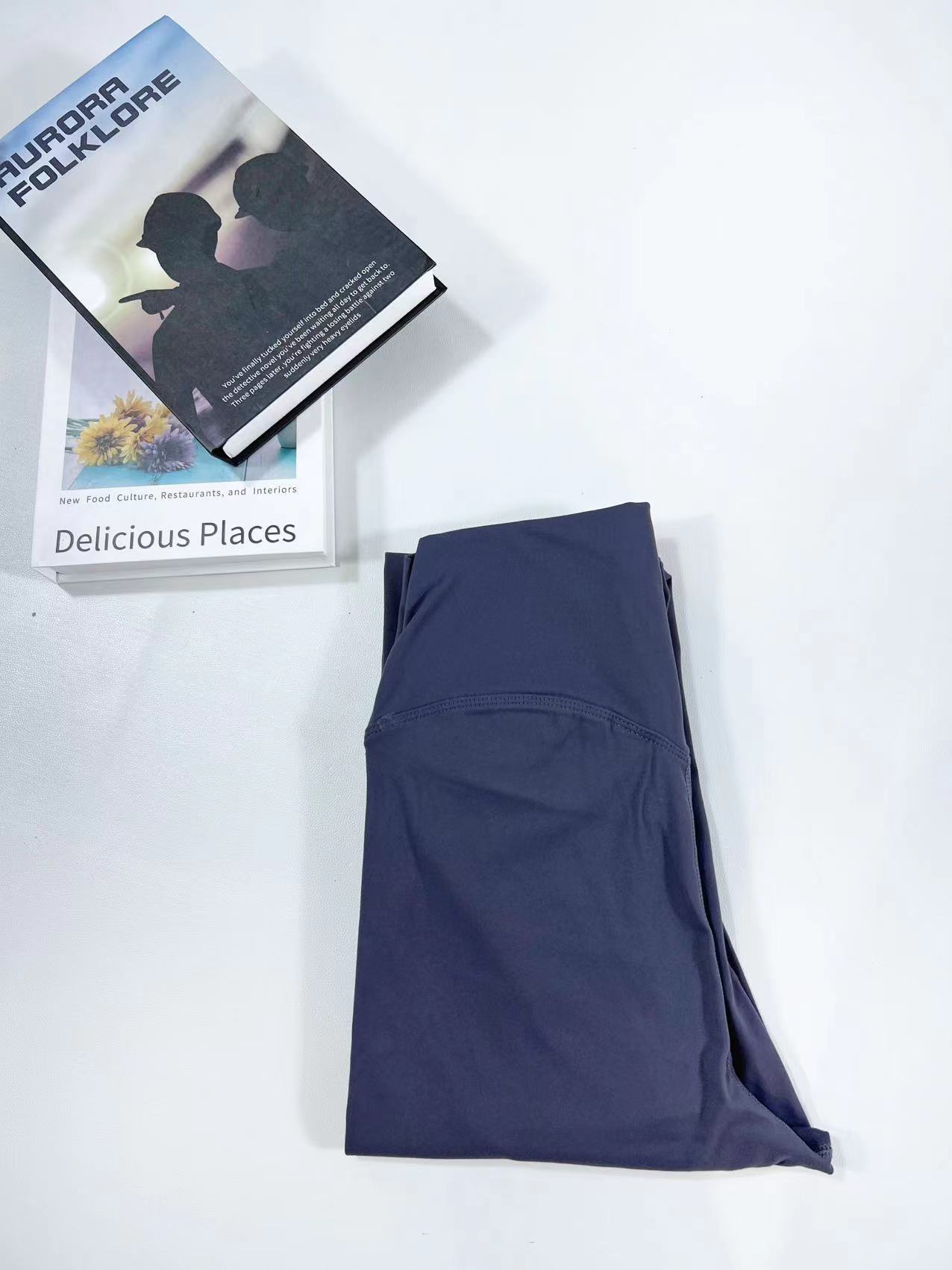 Picture of Double-sided Scrub Naked Sense No T-line Fitness Sports Pants Running Tight Pants High Waist Hip Yoga Pants for Women