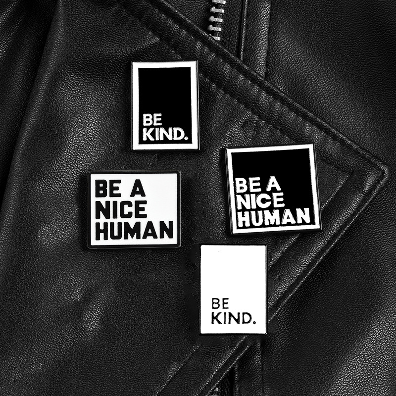 Cartoon Creative Alloy New Brooch European and American Best-Selling Creative Sticky Notes to Encourage You to Be a Good Person Pin Accessories