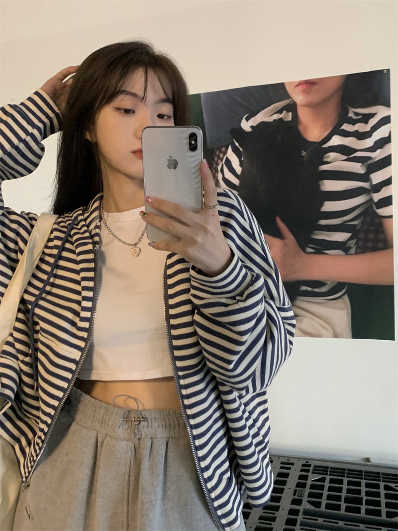 Picture of Striped Hooded short sweater coat for women 2023 new winter Korean style loose zipper long sleeve top spring and autumn fashion