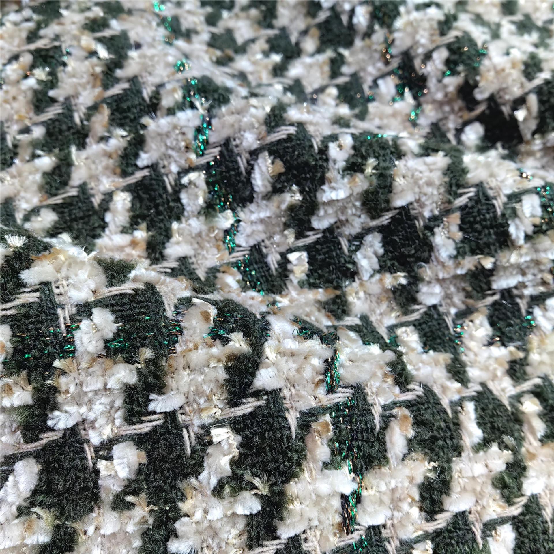 Picture of Slub tweed plaid bright silk chenille houndstooth children's clothing woolen small plaid autumn and winter overcoat fabric