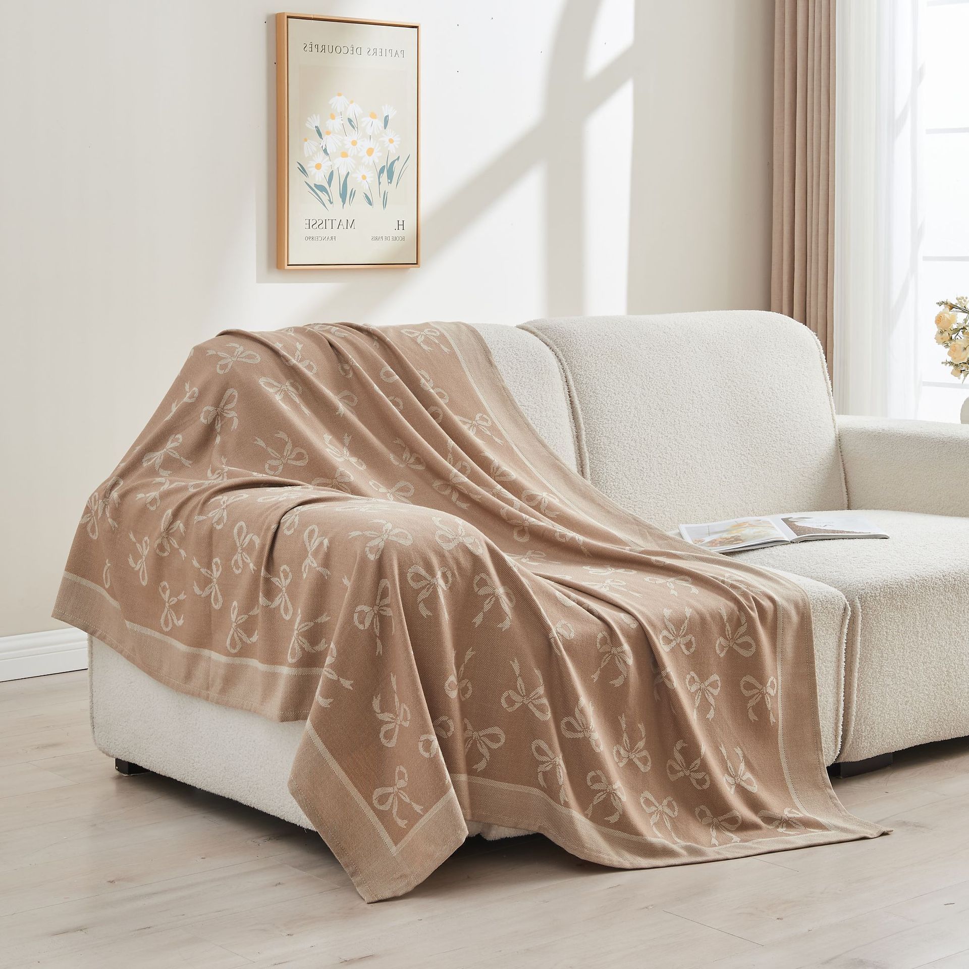 Picture of Factory Wholesale Aviation Blanket Aircraft Blanket First Class Blanket Office Summer Nap Air-conditioning Blanket Gift Blanket Blanket