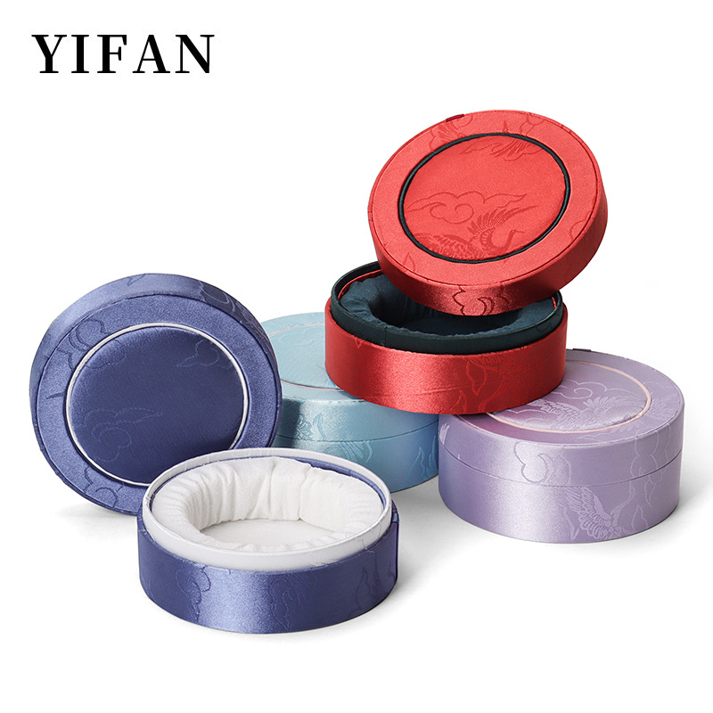 Retro Chinese-style natural cover Xiangyun crane embroidery bracelet box jewelry Wenwan jade bracelet box jewelry storage box