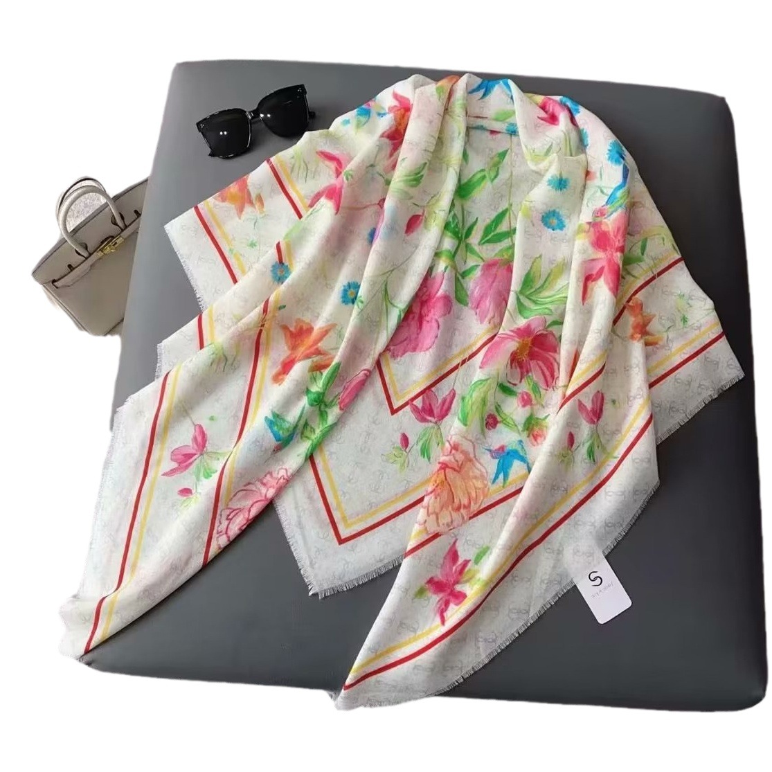 Wholesale 2025 foreign trade cross-border fashion flower large square scarf new women's scarf autumn and winter warm square scarf