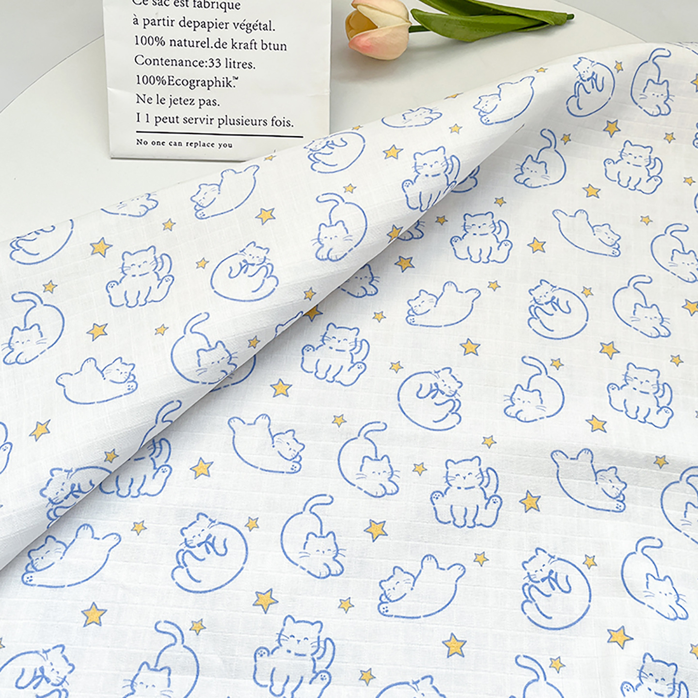 White Background Lazy Kitten Cotton Fabric Maternal and Infant Grade Double-Layer Gauze Fabric Printed Baby Clothing Pajamas Fabric
