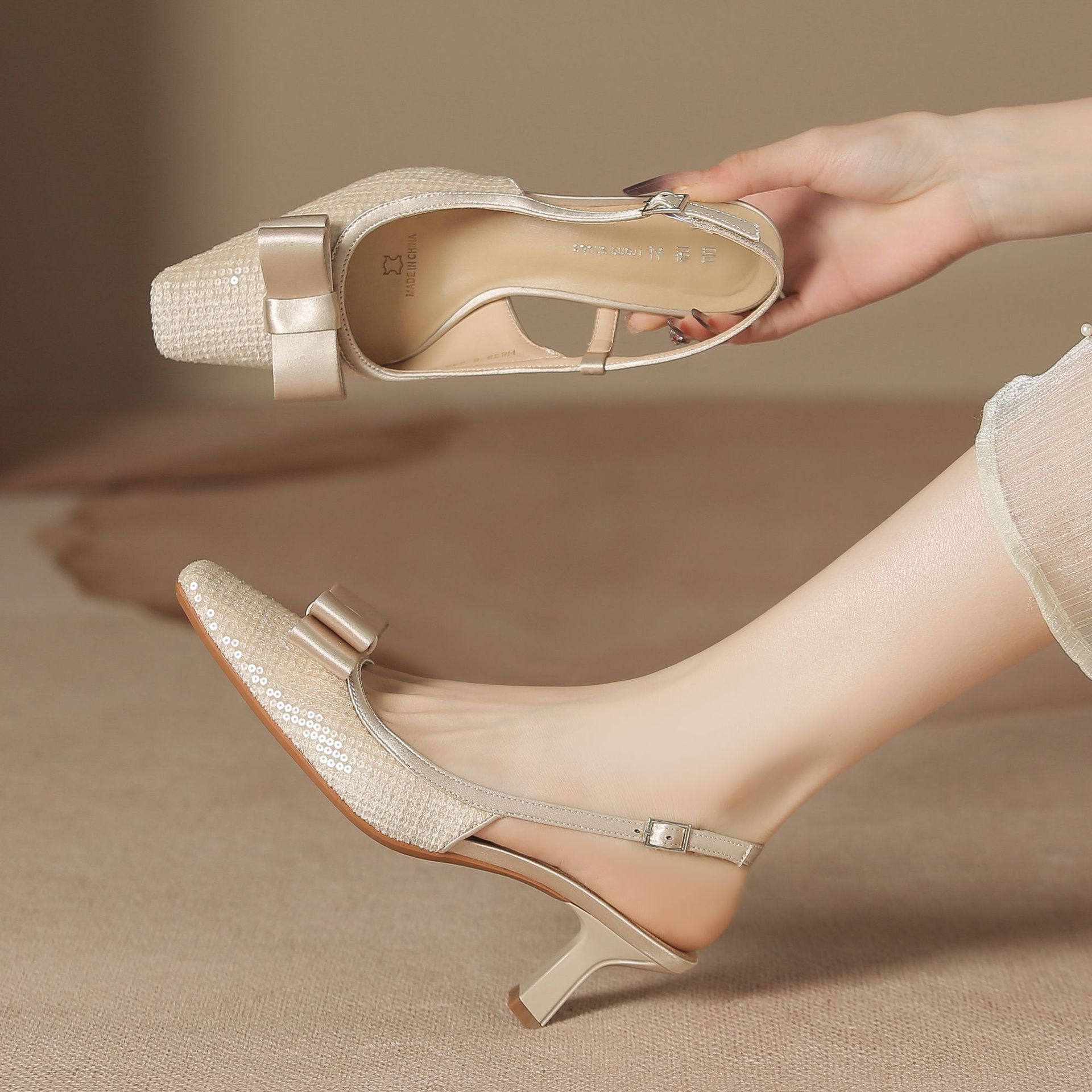 H838-6 half closed toe high heel sandals women's sequined sheepskin insole back empty sandals women's temperament versatile shoes for women
