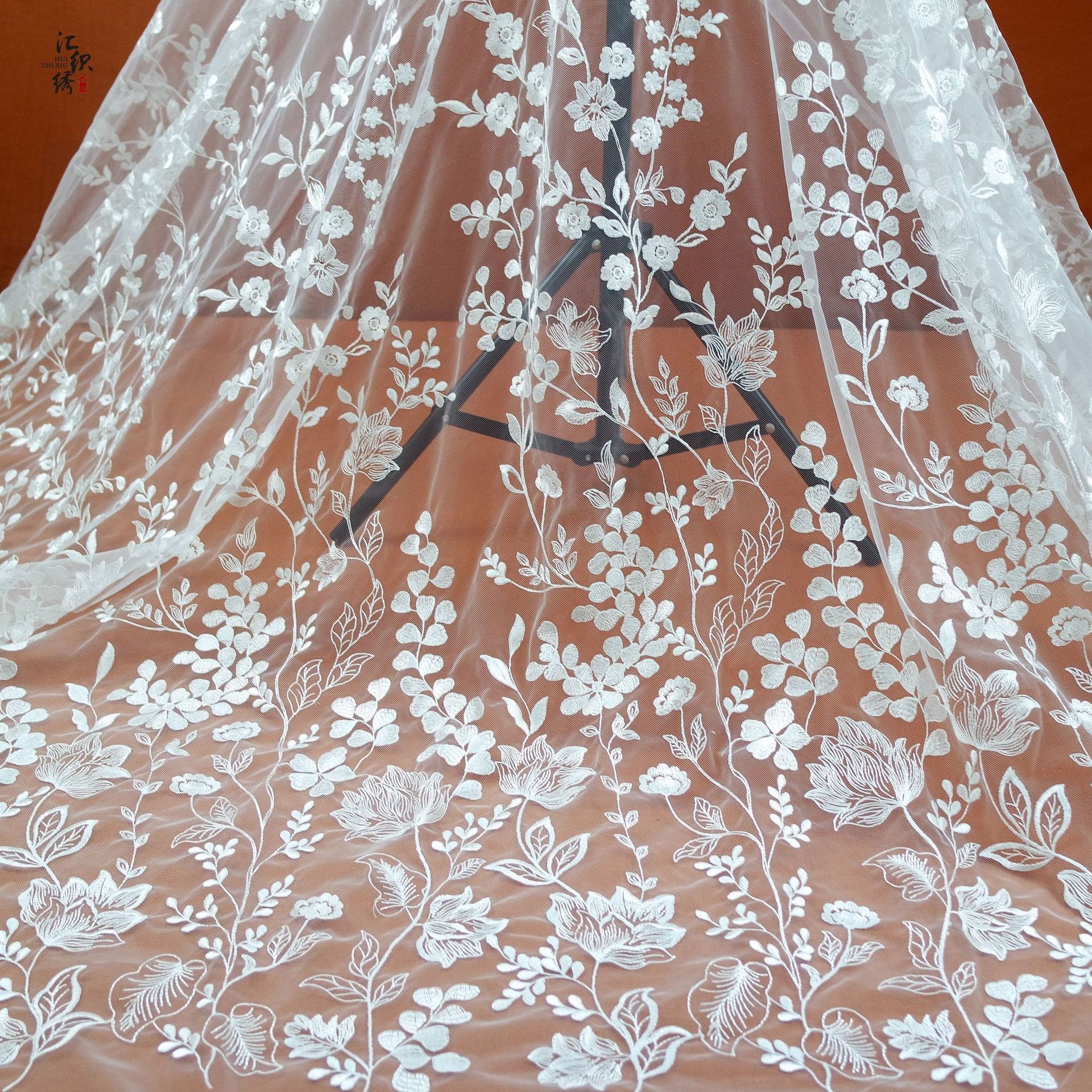 Picture of French wedding dress embroidery fabric polyester light positioning large flower embroidery cloth stage clothing fashion accessories lace fabric