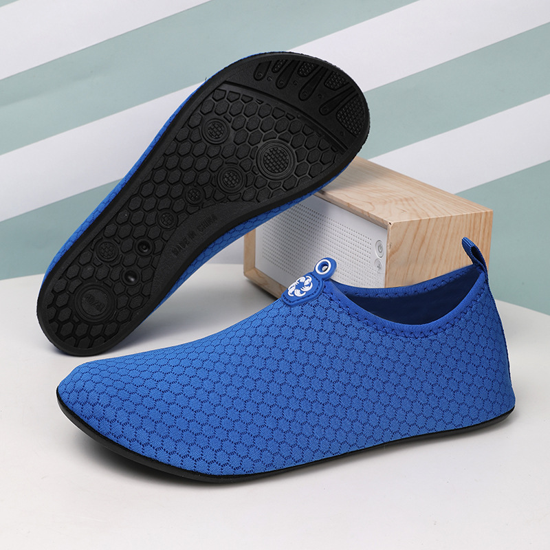 Picture of Beach thin-soled shoes and socks men and women snorkeling shoes diving beach socks shoes non-slip quick-drying wading swimming shoes yoga shoes factory
