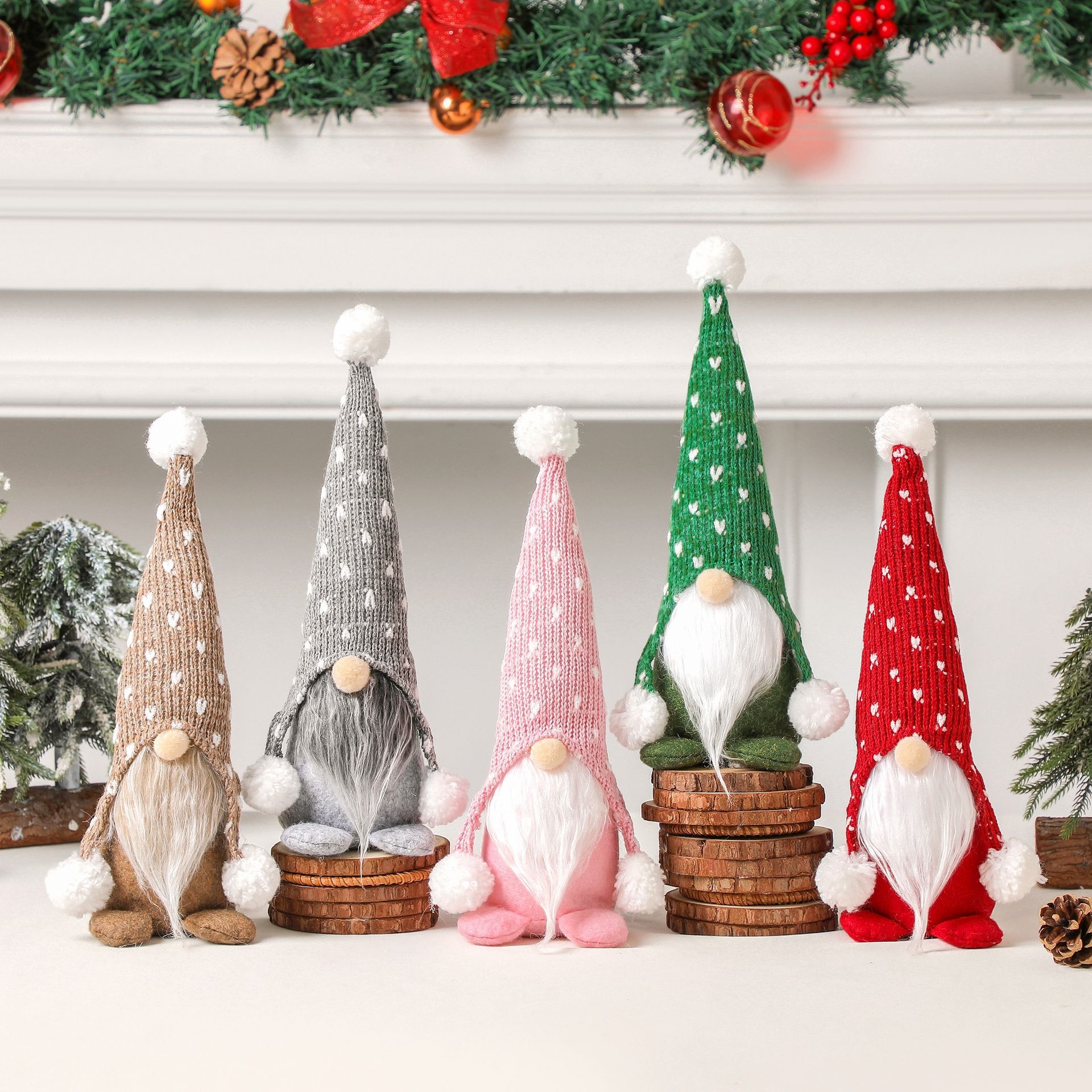 Cross-border new Christmas Nordic forest man knitted hat sitting doll decoration Rudolf white beard faceless doll