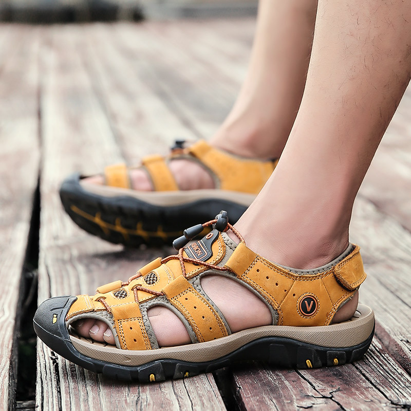 Men's sandals summer genuine leather soft bottom non-slip beach shoes 2023 New plus size casual trendy outdoor sandals