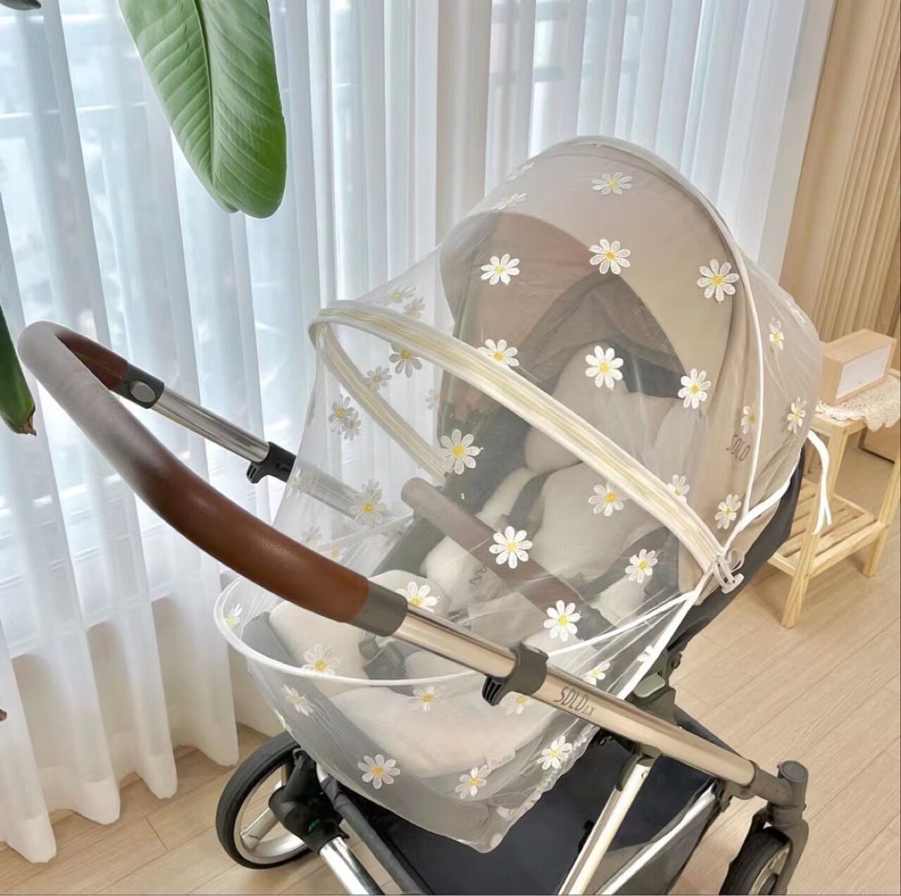Picture of Wholesale ins stroller mosquito net Daisy embroidery full cover universal baby trolley summer mosquito cover breathable