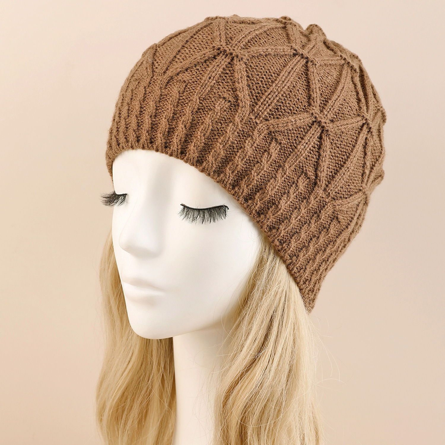 Picture of Single-Layer Twist Pullover Hat Autumn and Winter New Cross-Border Knitted Wool Pile Hat for Men and Women, Warm and Fashionable Ear Protection Hat