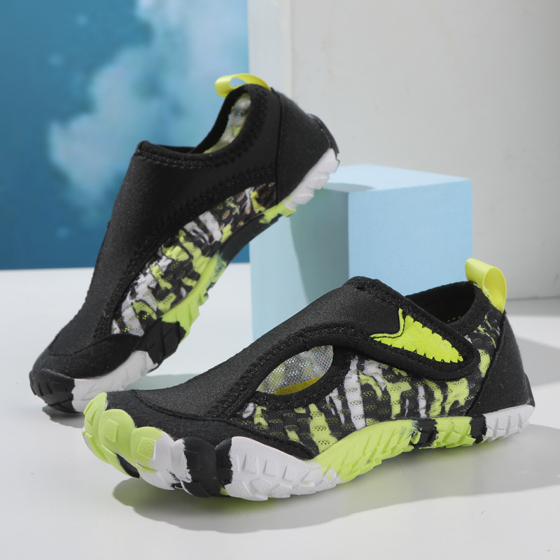 Picture of Children's upstream shoes beach shoes boys and girls sandals non-slip shoes swimming quick-drying water park drifting leisure sports