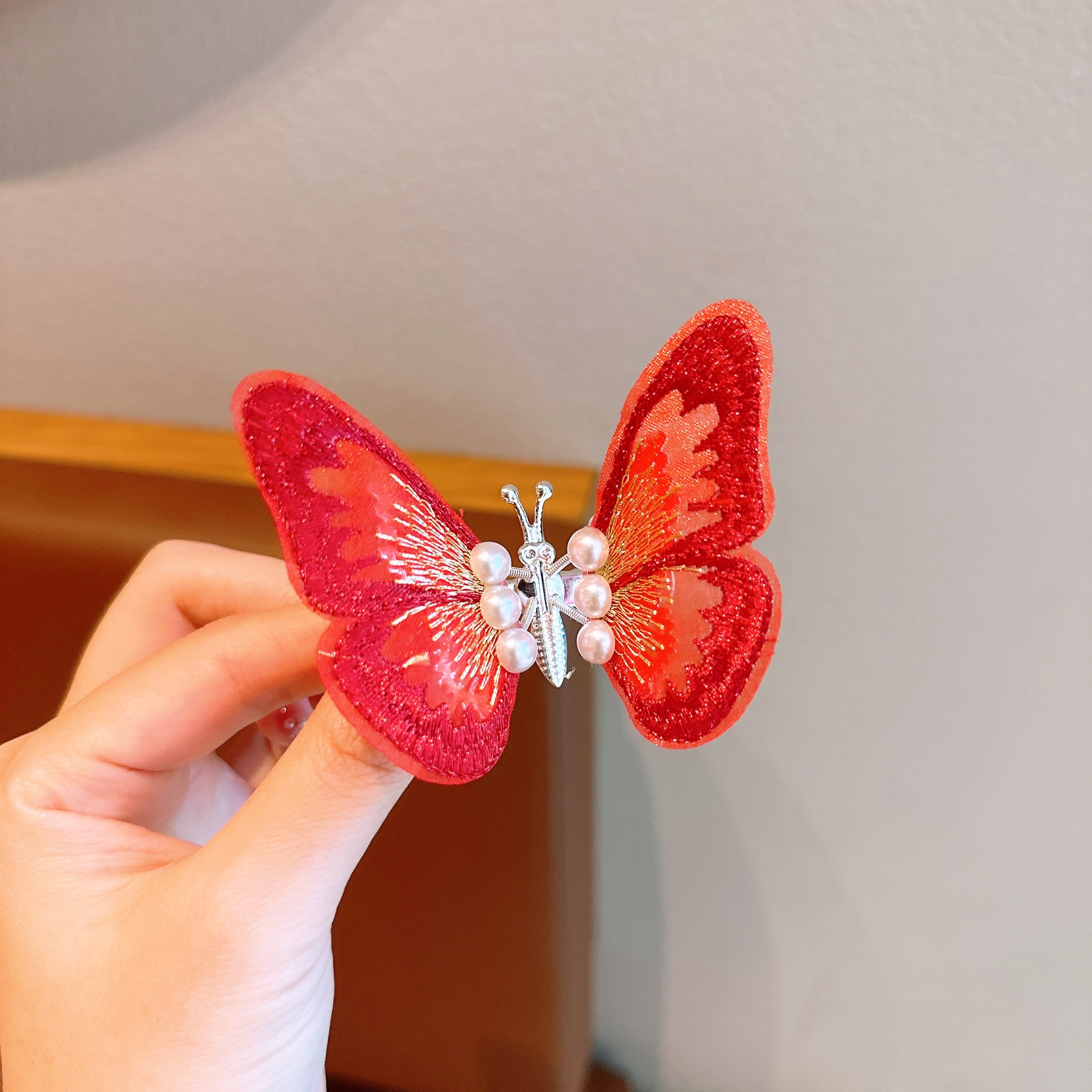 Picture of New Year Hanfu Hairpin Little Girl Happy New Year Plush Hairpin Girl Bow Hair Accessories Baby Antique Headwear