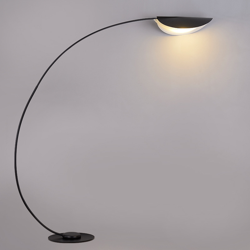 Nordic Designer Creative Bedroom Standing Lamp Living Room Floor Lamp Warm Vertical Table Lamp Personalized Bedside LED Floor Lamp