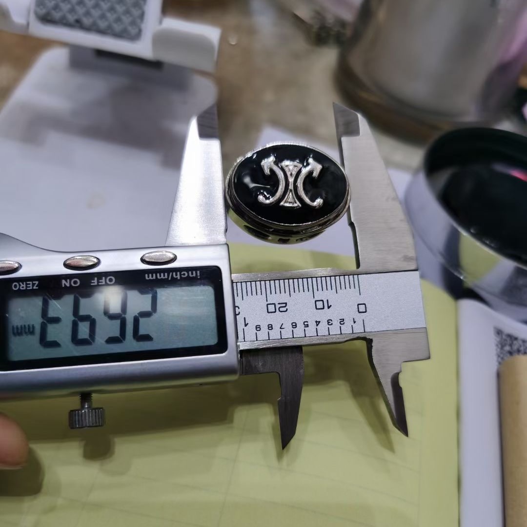 Metal spring buckle button stop rope buckle pig nose buckle pants elastic band adjustment buckle sweater pants leg shrink button