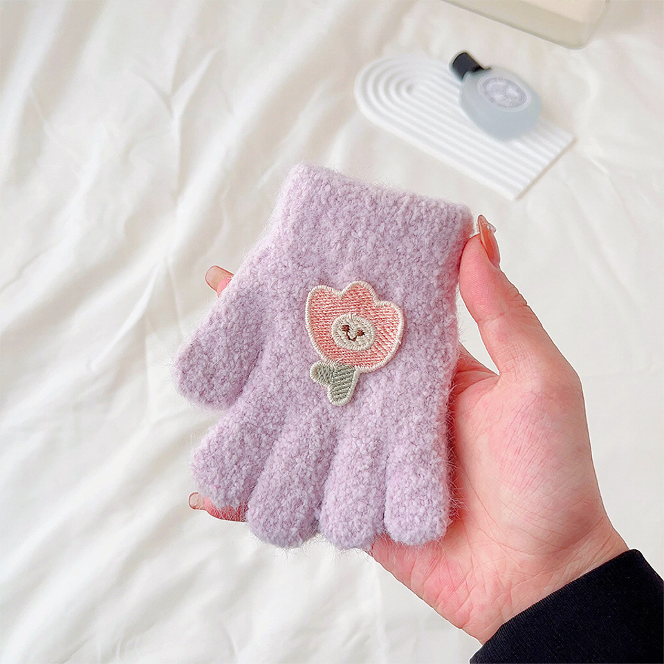Picture of Korean cartoon children's warm gloves winter cold-proof granular velvet cute boys and girls knitted five fingers 1-3