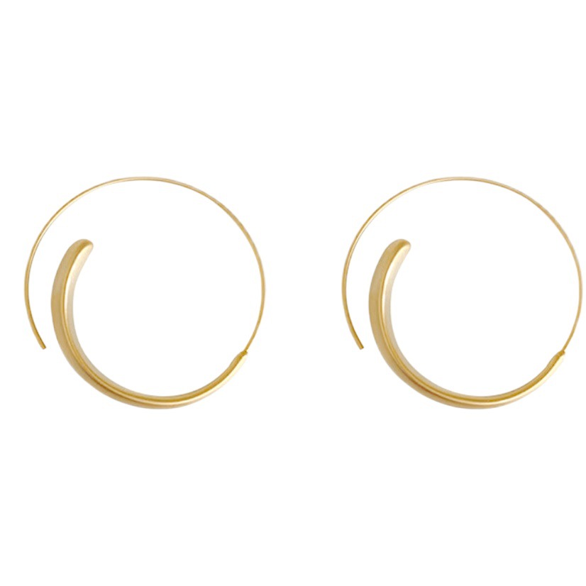 Europe and the United States retro round ring earrings women 2022 new temperament Joker fashion earrings high sense earrings wholesale
