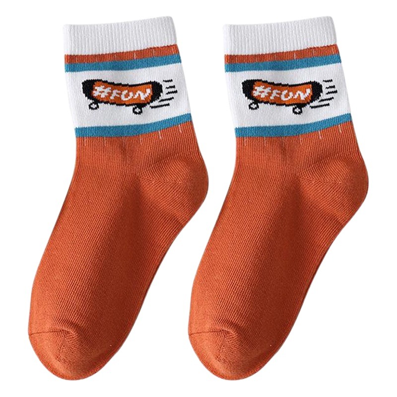 New Korean version of ins Wind student tide socks cartoon Japanese middle school children's socks short tube letter sports cotton socks wholesale