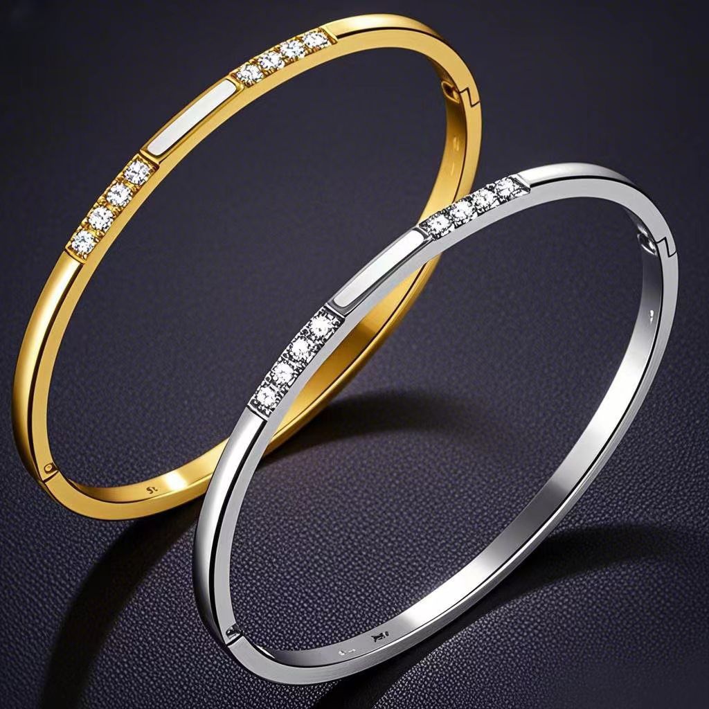 European and American Cross-Border Stainless Steel Bracelets for Women, Accessible Luxury 18K Gold-Plated Women's Titanium Steel Bracelets That Do Not Fade, Ins New Jewelry