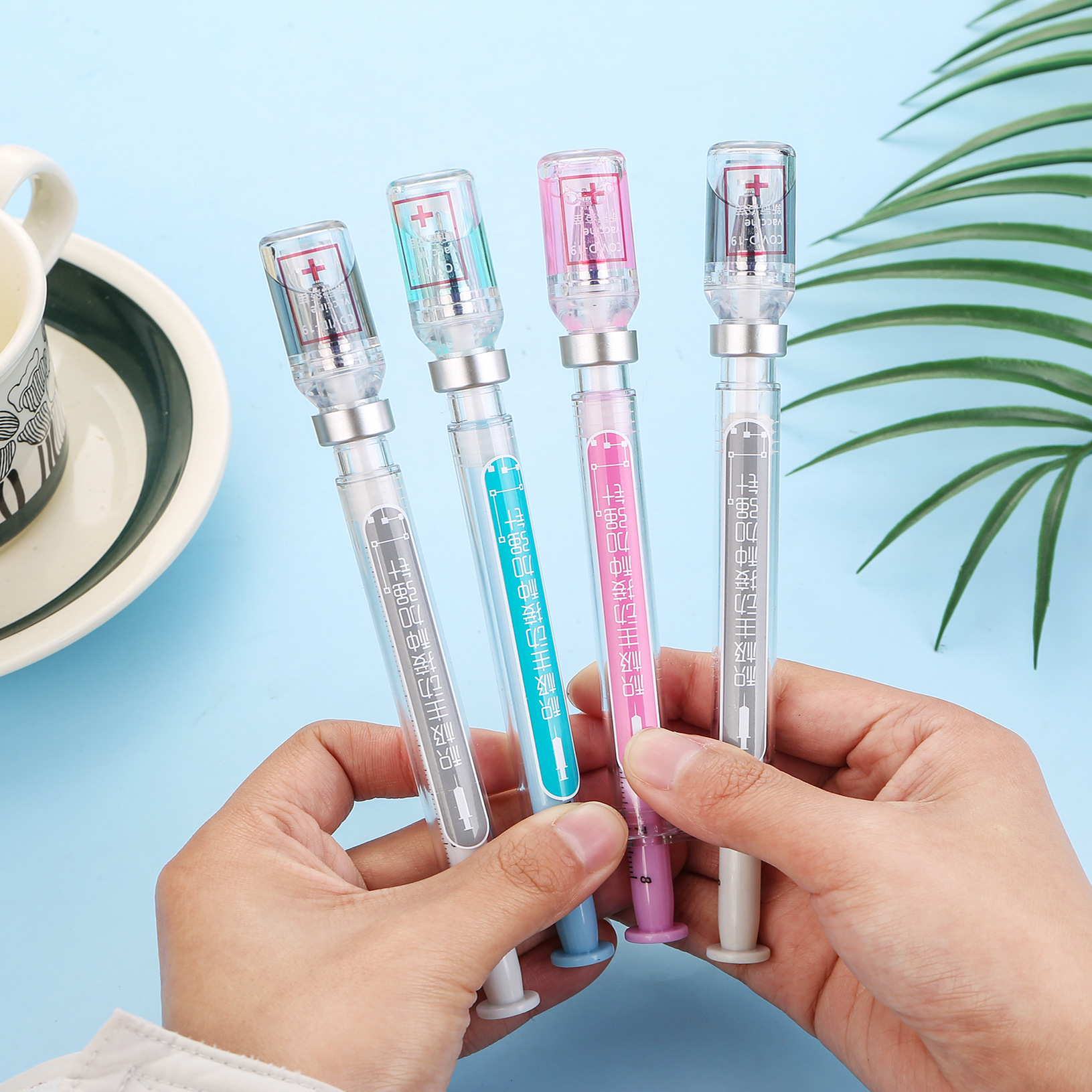 New Creative Syringe Gel Pen Simulation Antiviral Injection Syringe Shape Black Signature Pen Vaccine Pen