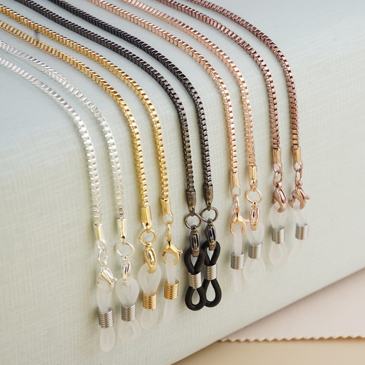 Picture of Sunglasses Accessories Hanging Chain Metal Presbyographic Sunglasses Glasses Chain Lanyard Glasses Rope Chain Venetian Glasses Chain