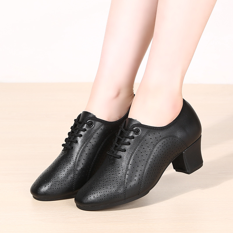 genuine goods Cowhide Dance Shoes Women's Soft Sole Adult Square Dance Shoes Dancing Shoes Genuine Leather Women's Modern Dance Latin Dance Shoes