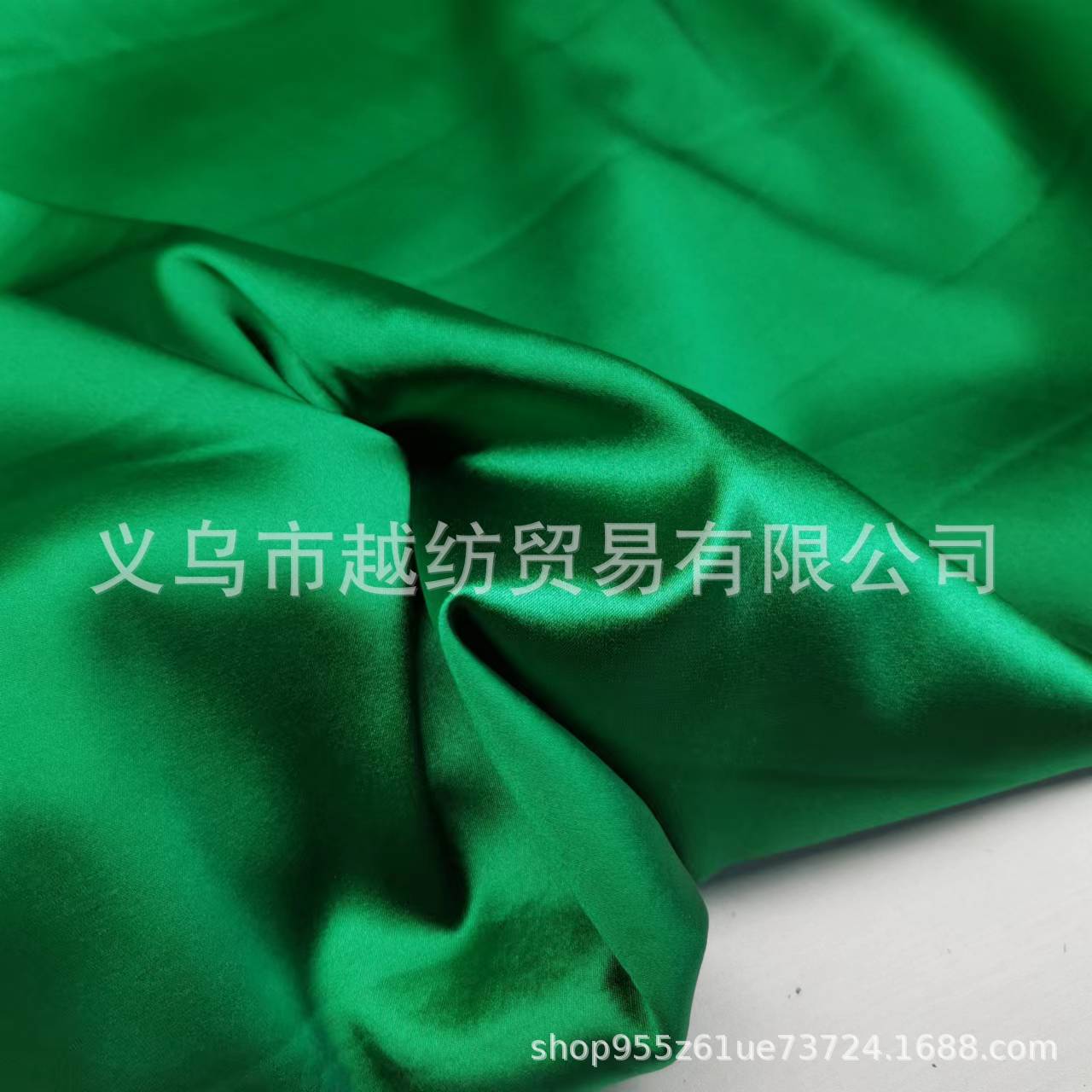 Picture of 19 M M 100% silk elastic satin emerald high-grade fashion cheongsam fabric