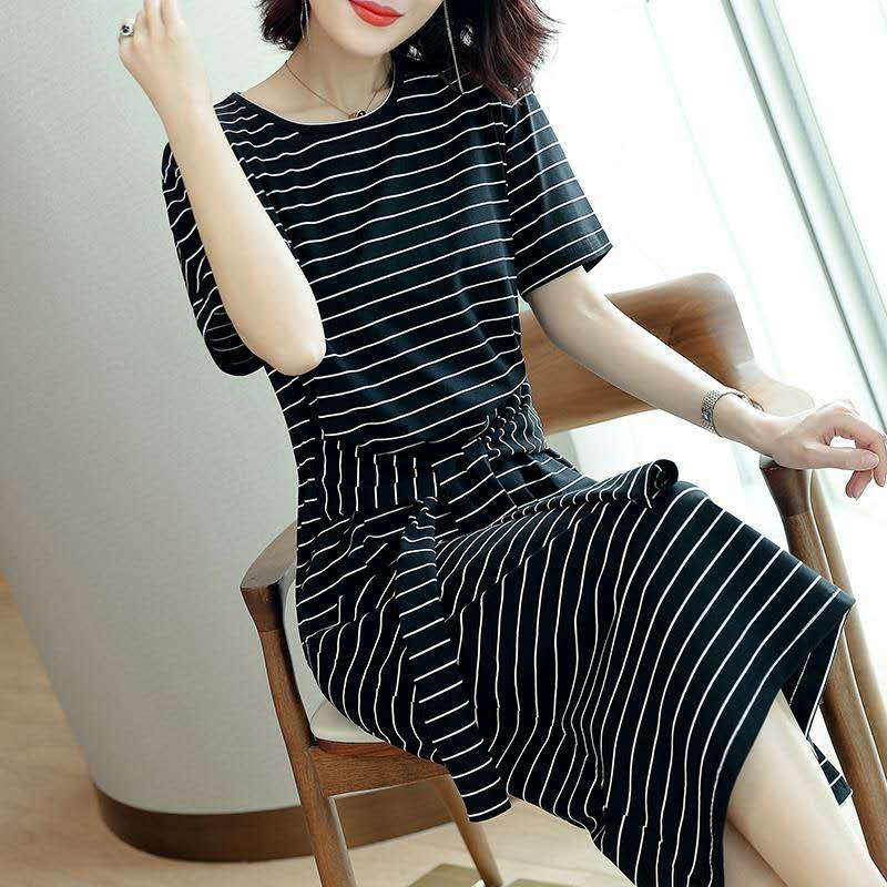 T-Shirt Dress Women's Short-Sleeved Summer Dress 2025 New Loose Large Size Fat mm Mother Mid-Length Waist Stripesd Dress