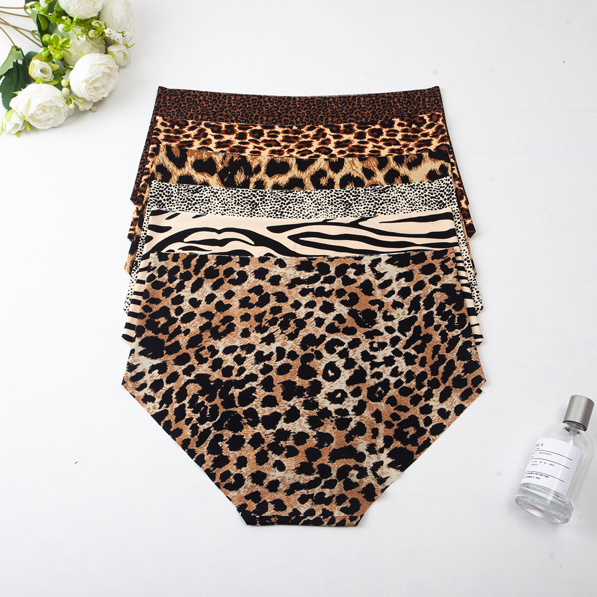 Cross-border European size seamless ice silk leopard underwear waist breathable comfortable hip less ladies briefs women wholesale