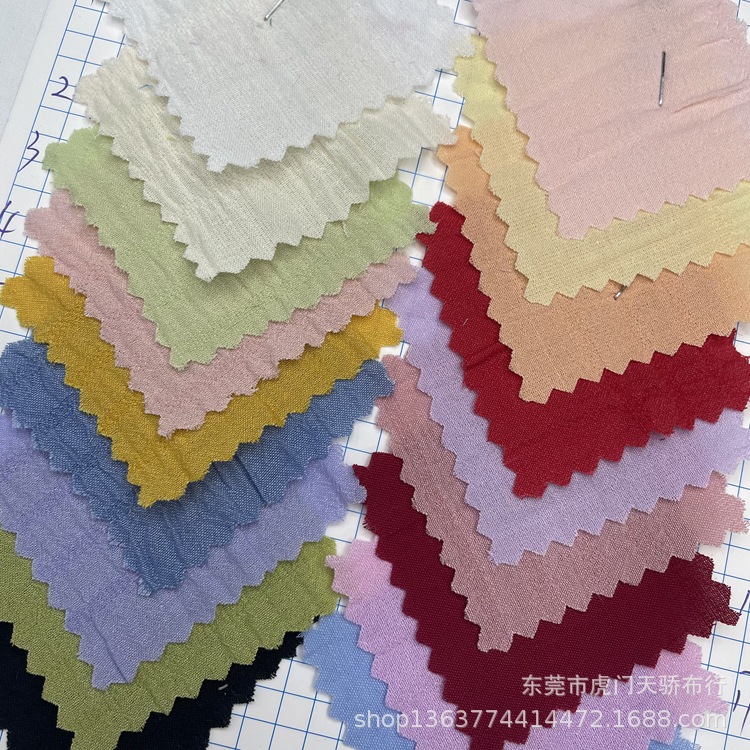 Spot supply woven polyester plaid fabric high quality plaid fashion women's dress shirt clothing accessories