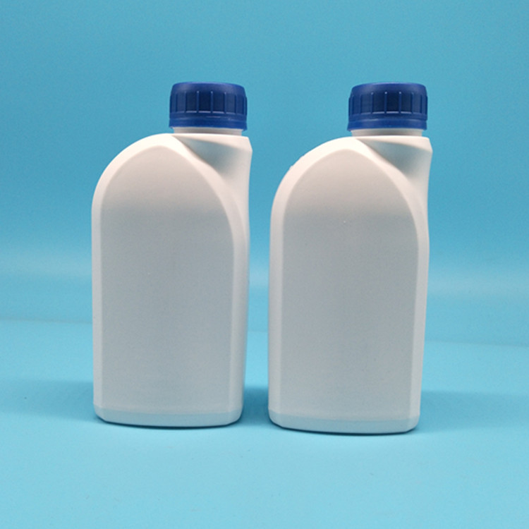 Lubrication gear oil pot heating system protective agent packaging 500ml -- 550ml plastic bottle with liquid level line blow molding