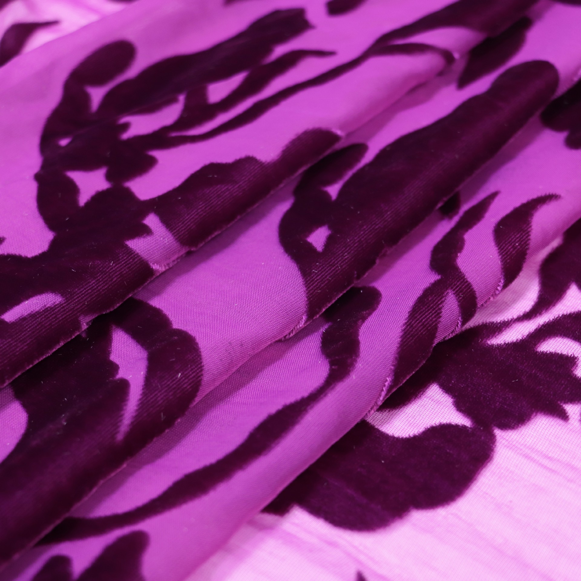 Picture of Factory Wholesale Woven Velvet Brocade Viscose Burnt Flower Velvet Fabric Nightgown Dress Cheongsam Fabric Cloth