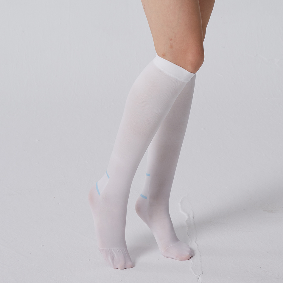 Picture of Foreign trade tube anti-thrombosis pressure with white thrombus elastic socks leg socks shaping pressure for men and women