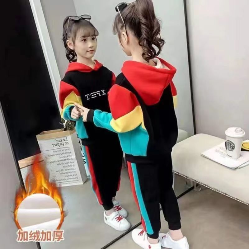 Girls' Velvet Suit Autumn and Winter 2025 New Internet Celebrity Middle and Big Children's Autumn Clothing Fashionable Western Style Winter Clothing Sports Sweat
