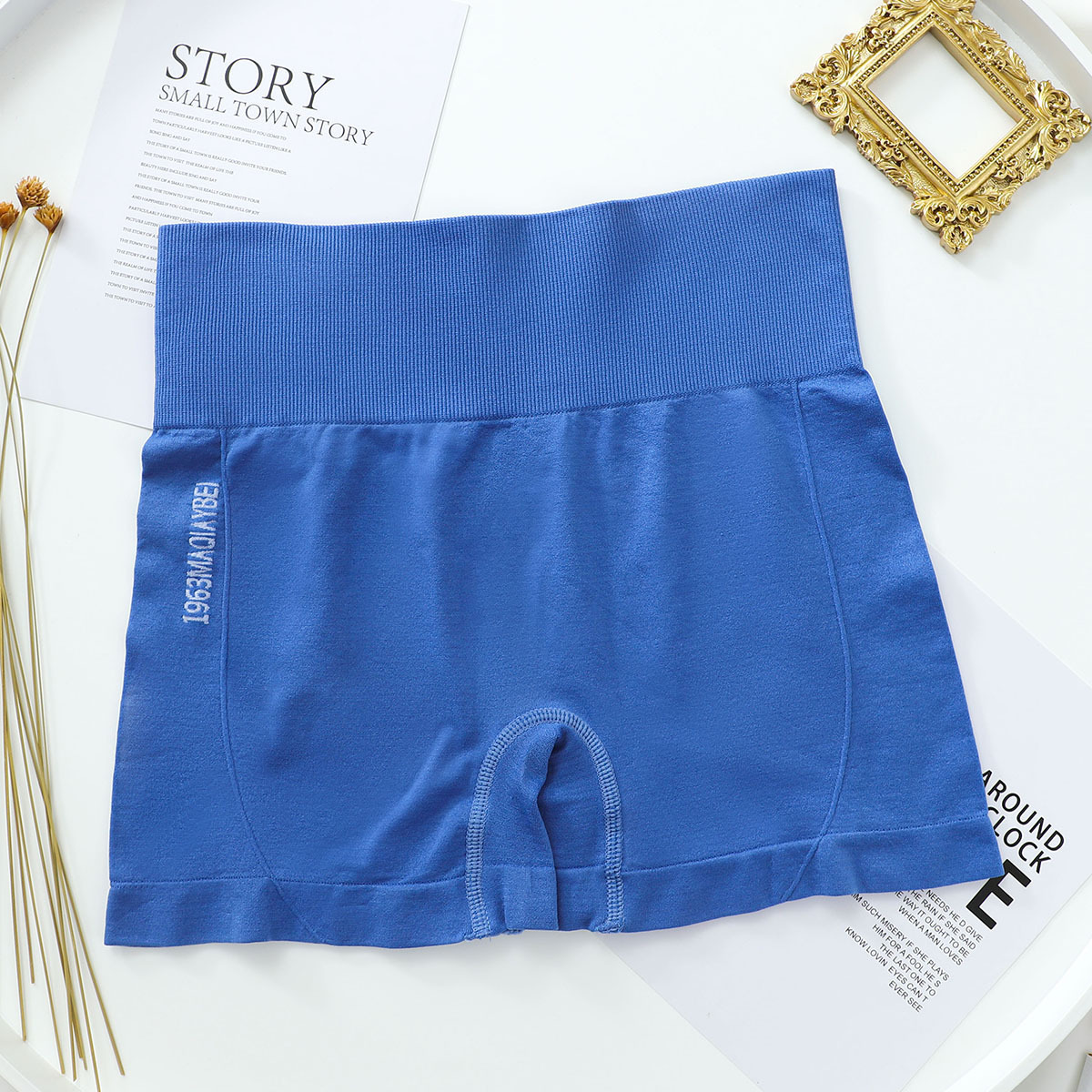 Picture of Peach Hip High Waist Fitness Shorts for Women New Quick-Drying Sports Elastic Breathable Yoga Running Pants Factory Direct Sale