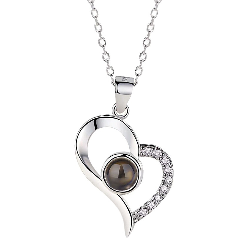 Shake the sound with 100 languages I love you projection necklace female hollow love simple necklace memory clavicle chain