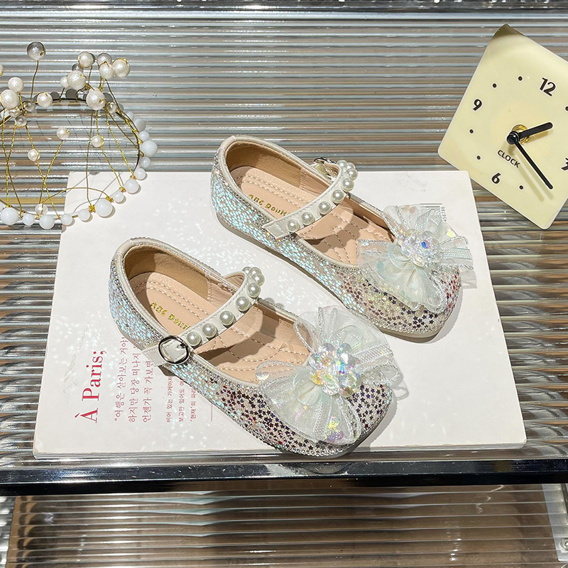 Girls' Princess Shoes 2025 Spring New Children's Crystal Pearl Pumps Large Children's Girls Soft Bottom Beanie Shoes