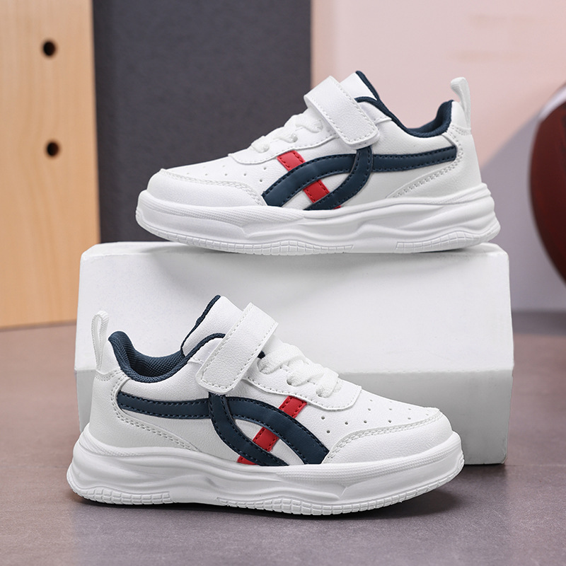 Children's sports shoes 2025 spring/autumn student white shoes, casual soft soles, lightweight and versatile girls' sports shoes