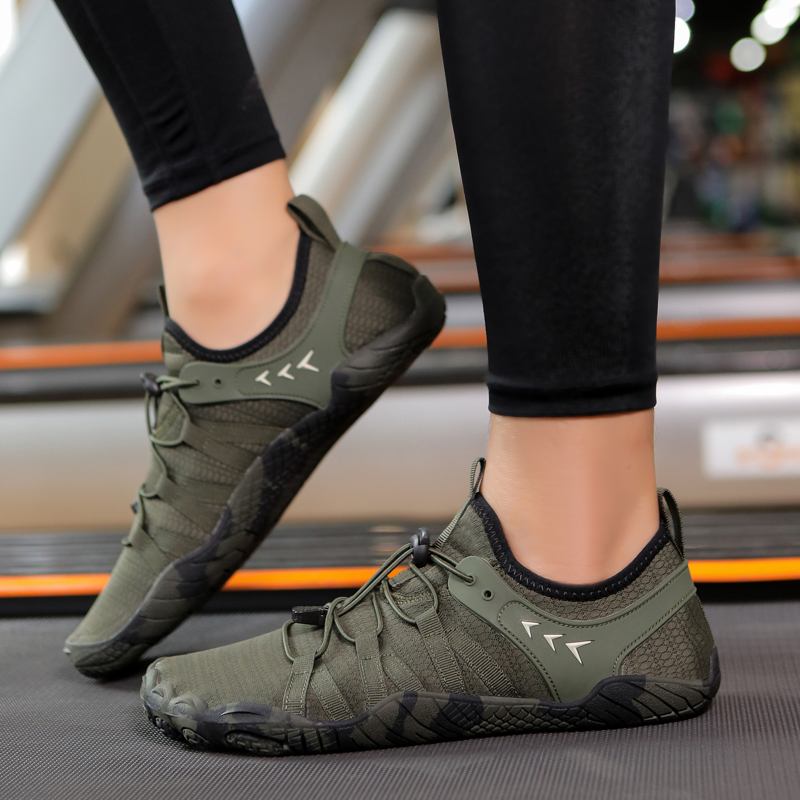 Picture of Indoor Fitness Shoes Men and Women's Shock Absorbing Running Shoes Quiet Rope Skipping Shoes Sports Yoga Shoes Women's Comprehensive Training Shoes