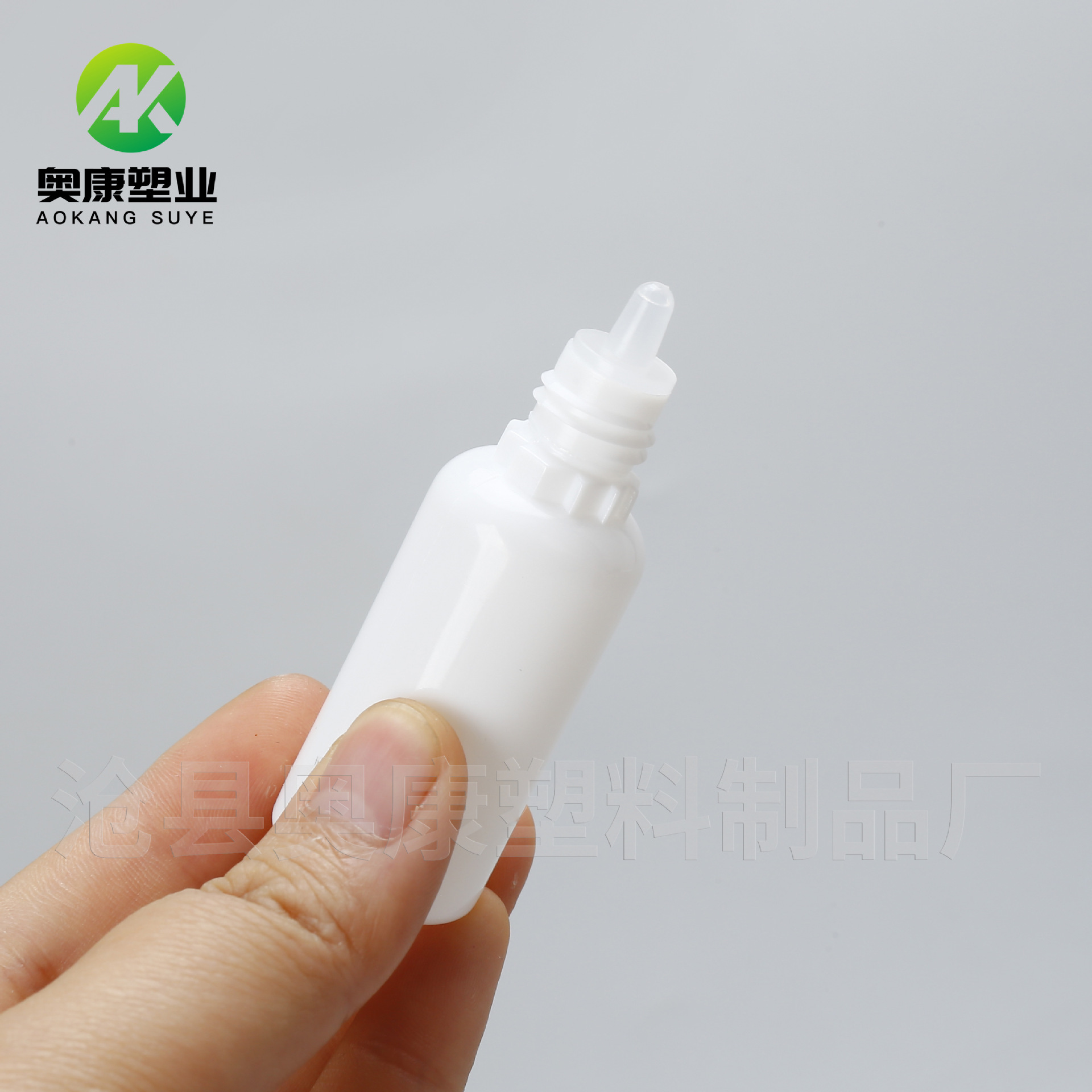 Picture of in stock 15ml Eye Drops Bottle PE Translucent with Anti-theft Cap Bottle Pigment Pigment Bottle 15ml Squeeze Plastic Bottle